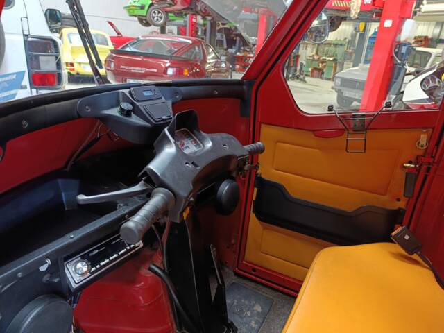 Piaggio Vespa APE 50