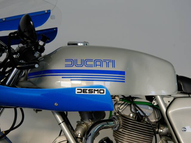 Ducati 900 SS