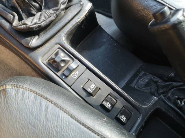 Lancia Thema 8.32