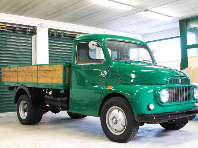 Image 1/18 of FIAT 616 (1966)