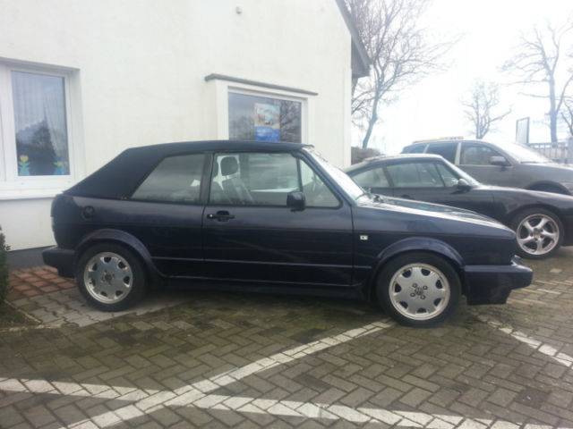 Volkswagen Golf Mk I Convertible 1.8