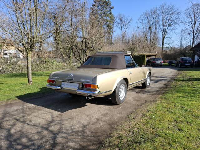 Mercedes-Benz 280 SL