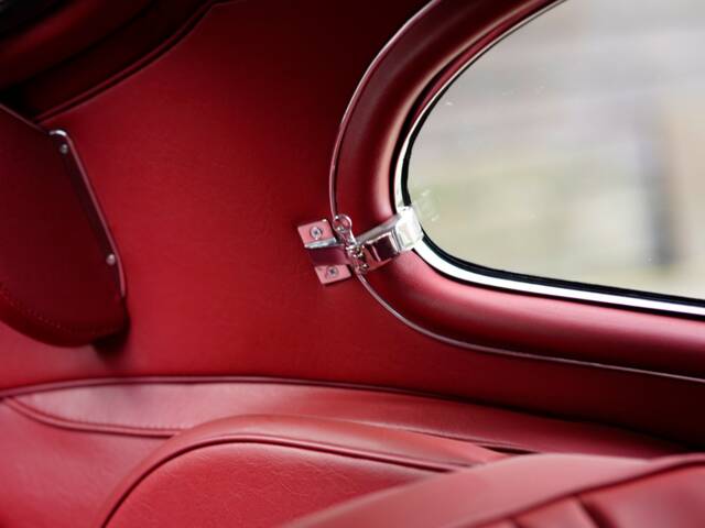 Jaguar E-Type