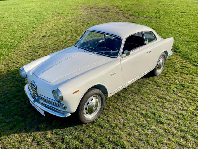 Alfa Romeo Giulia 1600 Sprint