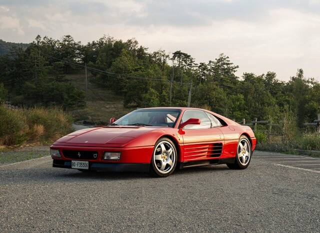 Imagen 1/7 de Ferrari 348 TS (1990)