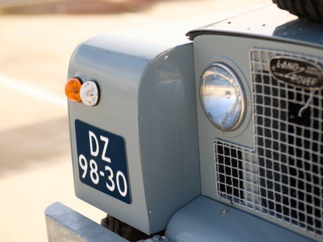 Land Rover 88