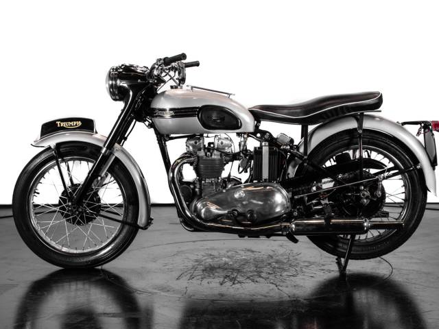 Image 1/28 of Triumph DUMMY (1961)