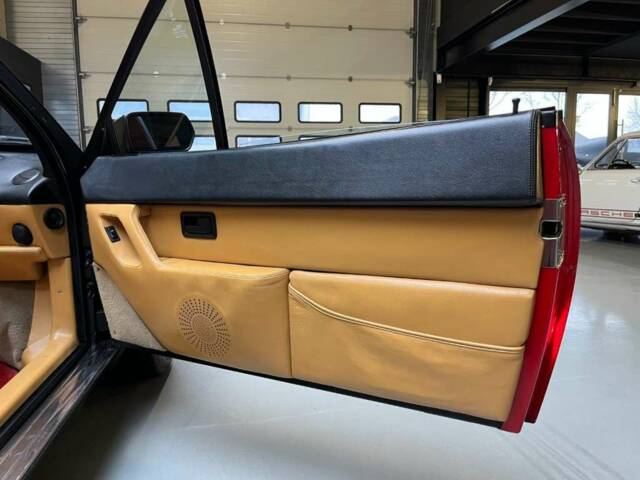 Ferrari Mondial T