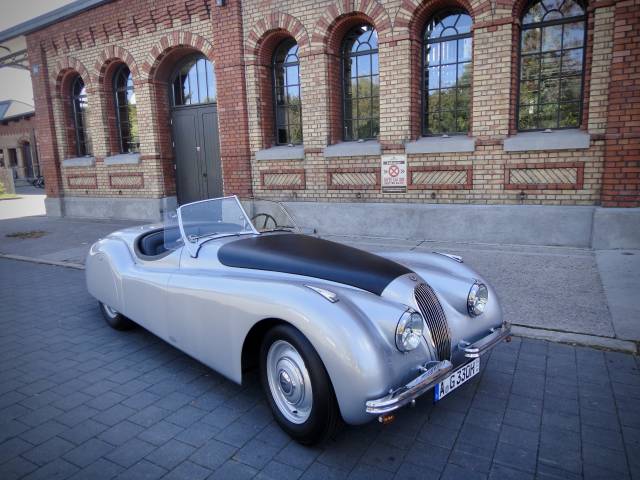 Immagine 1/50 di Jaguar XK 120 OTS (1950)