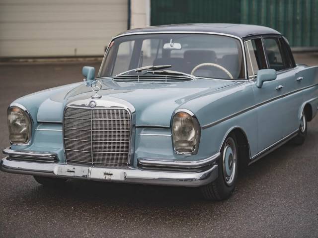 Bild 1/8 von Mercedes-Benz 300 SE (1965)