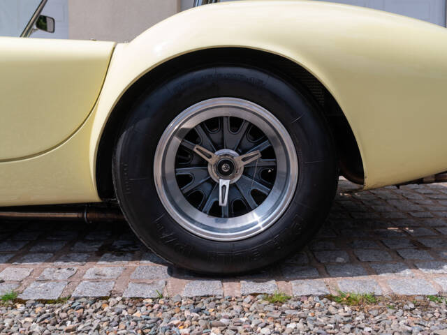 AC Cobra 289