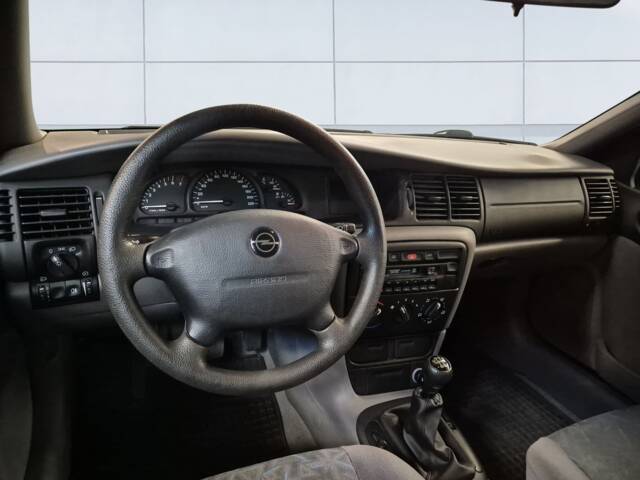 Opel Vectra 1,6