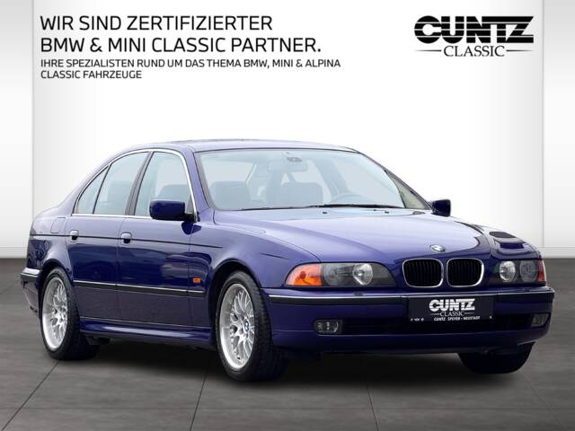 BMW 528i
