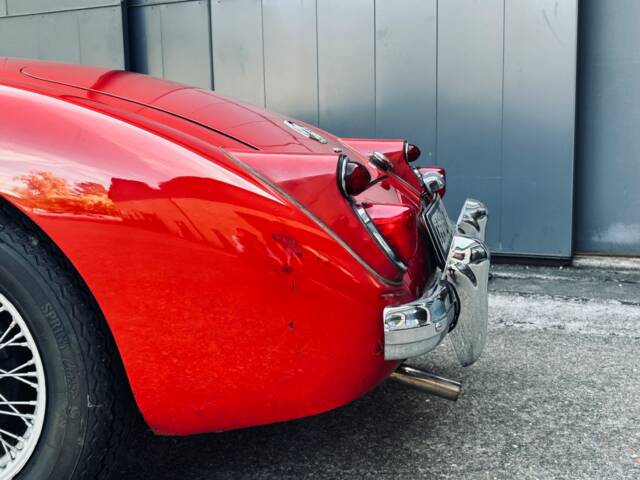MG MGA 1600