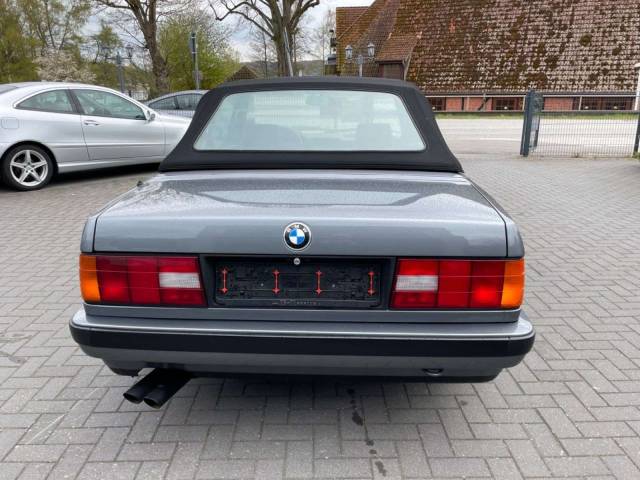 BMW 325i