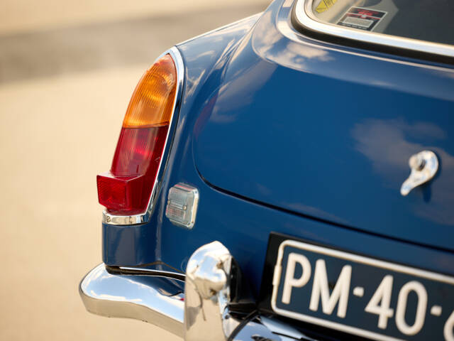 MG MGC GT