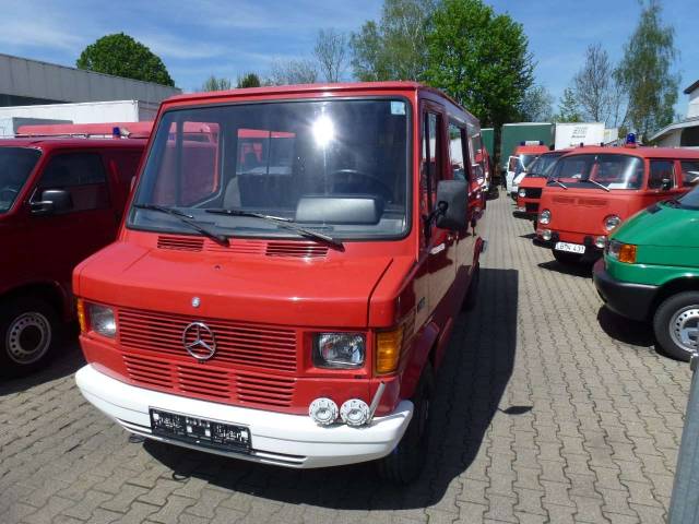 Image 1/15 of Mercedes-Benz T1 310 (1985)