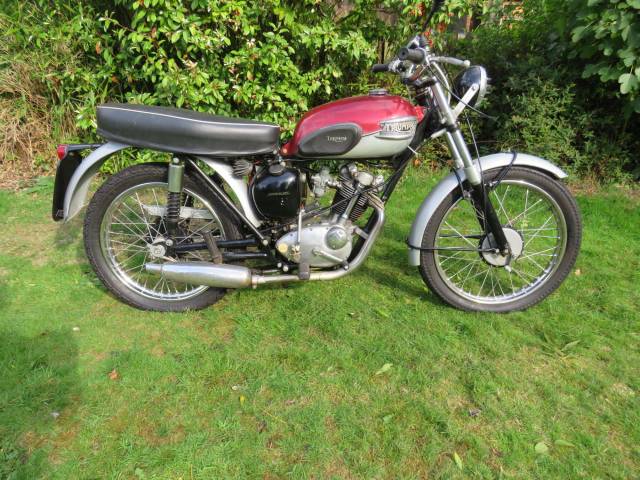 Imagen 1/33 de Triumph DUMMY (1963)