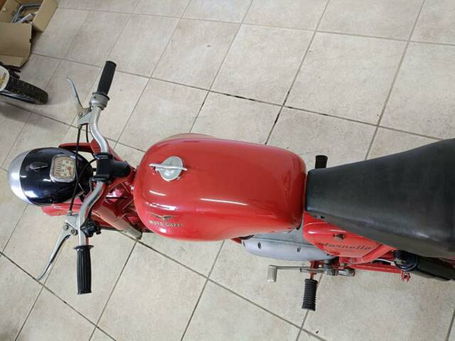 Moto Guzzi Stornello 125