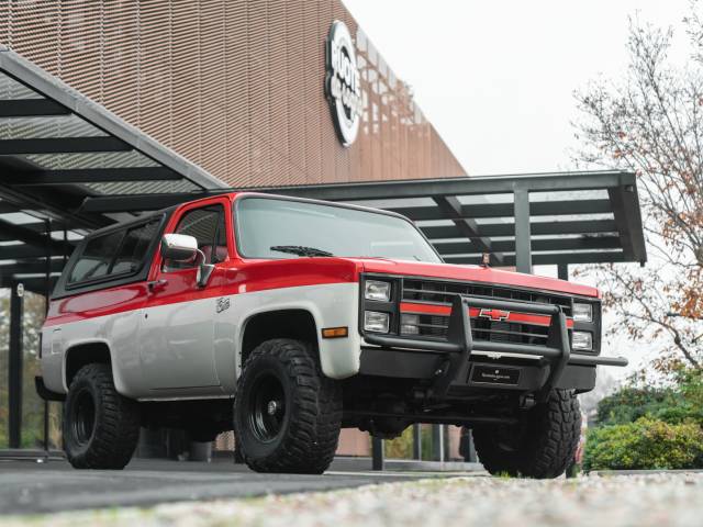 Image 1/50 of Chevrolet Blazer (1987)