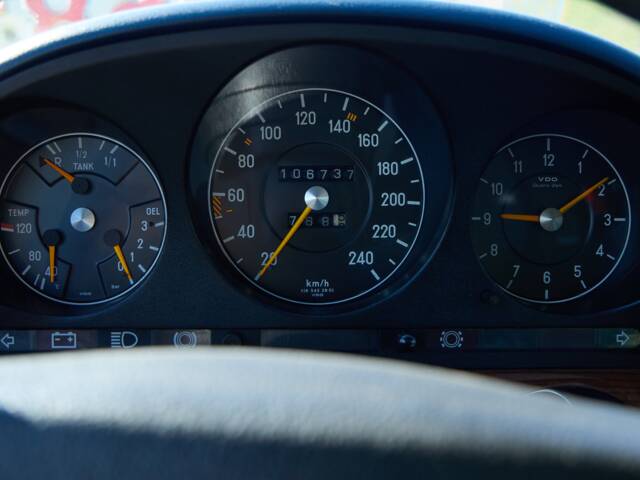 Mercedes-Benz 280 SE
