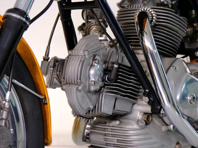Ducati 750 Sport