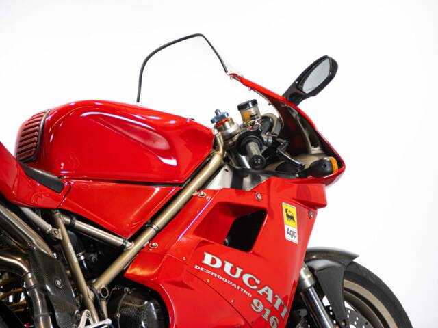 Ducati 916