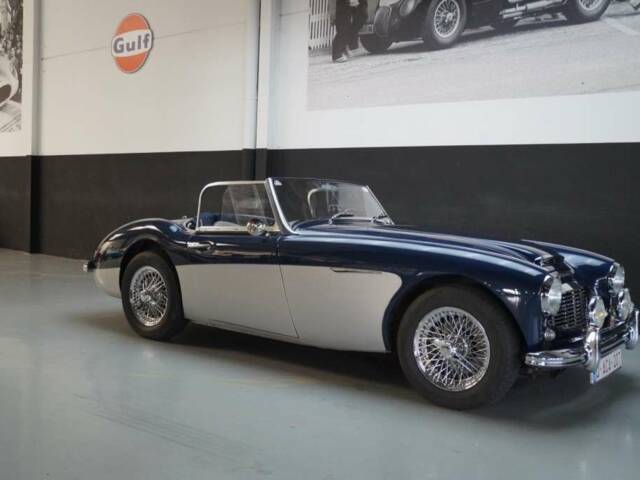 Image 1/50 de Austin-Healey 3000 Mk II (BN7) (1961)