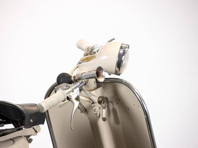 Piaggio Vespa 150 "Struzzo" VL