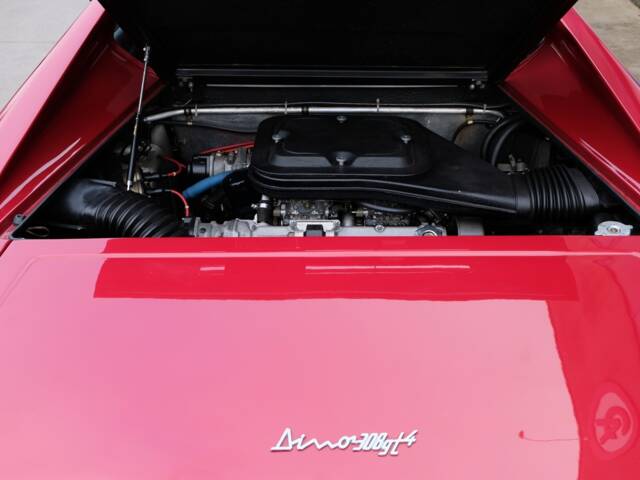 Ferrari Dino 308 GT4