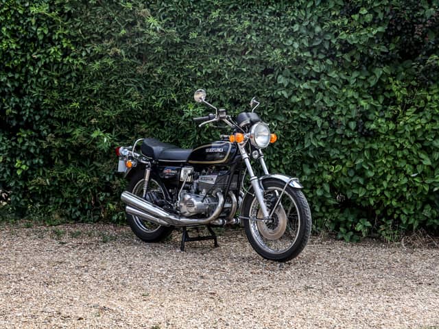 Suzuki GT 550 II