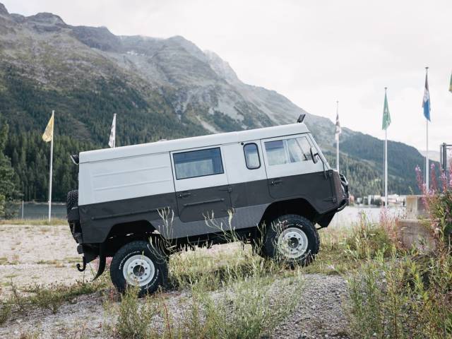 Image 1/39 of Volvo C303 (1976)