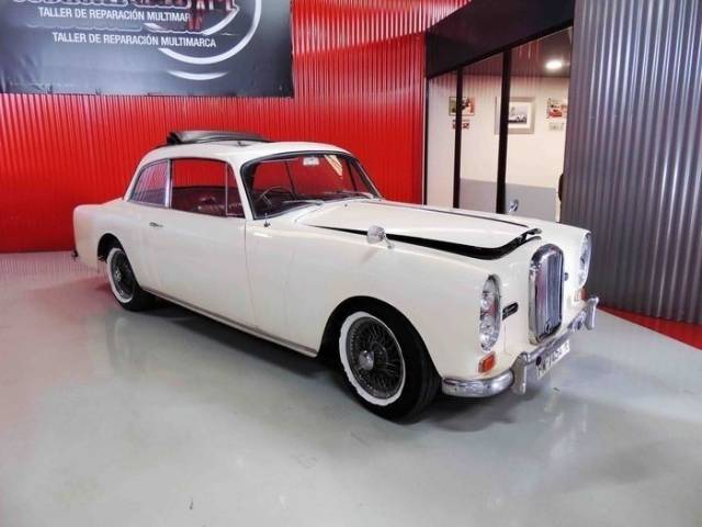 Imagen 1/8 de Alvis TE 21 (1966)