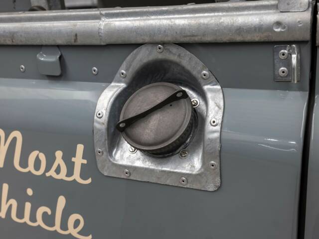 Land Rover 88