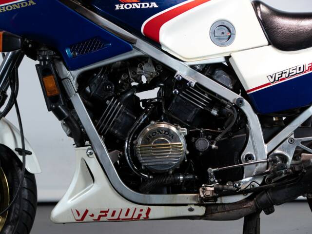Honda VF 750