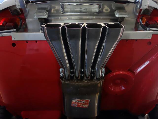 Jaguar E-Type V12