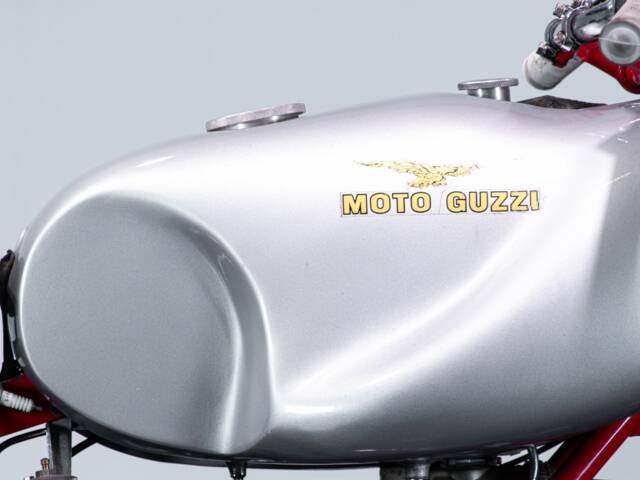 Moto Guzzi Gambalunga 500 Replica