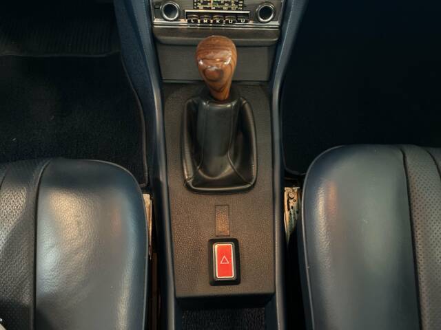 Mercedes-Benz 280 E