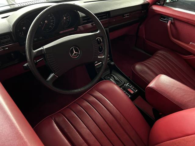 Mercedes-Benz 450 SEL