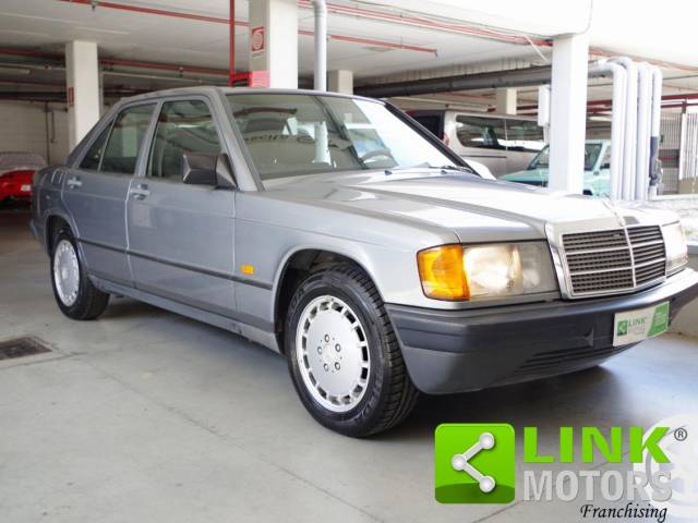 Imagen 1/10 de Mercedes-Benz 190 E (1988)