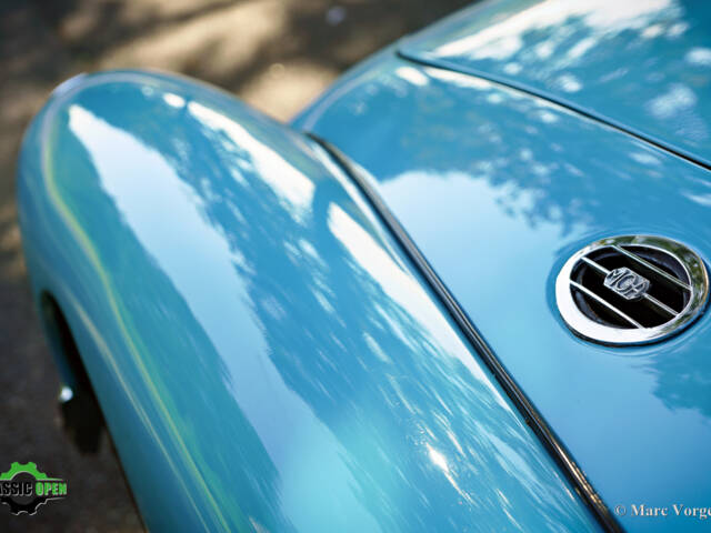 MG MGA 1500