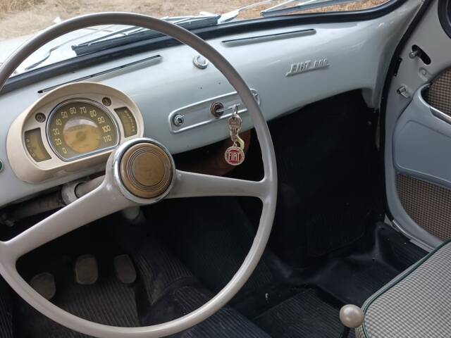 FIAT 600