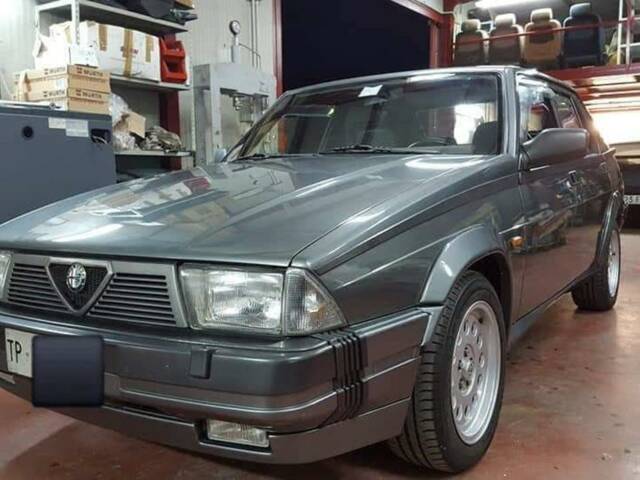 Image 1/10 of Alfa Romeo 75 3.0 V6 (1991)