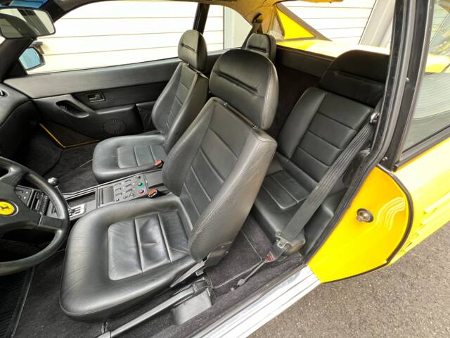Ferrari Mondial T