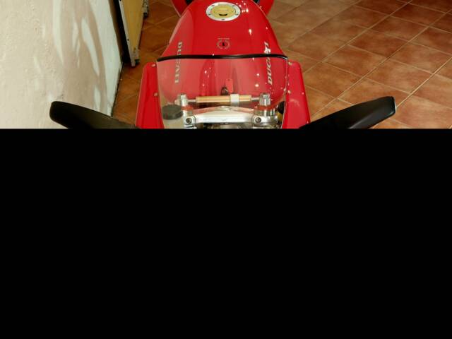 Ducati 916