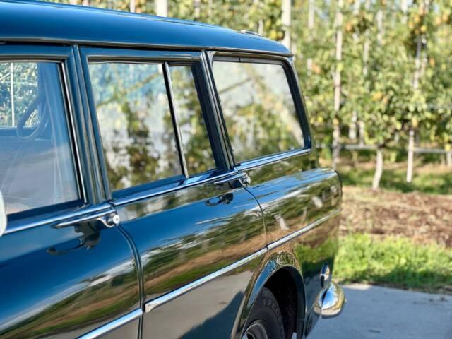 Volvo Amazon P220