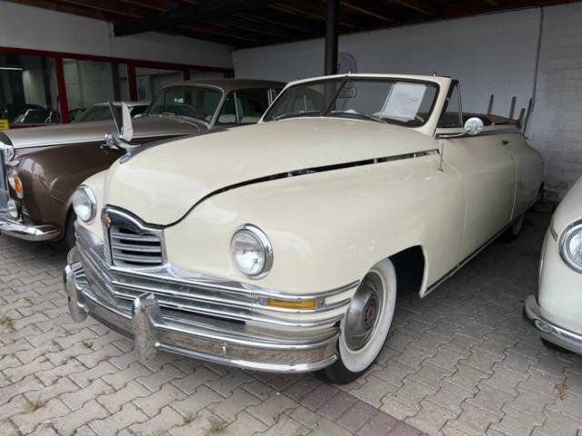 Image 1/7 of Packard Super Eight Convertible (1949)