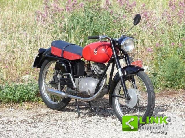 Image 1/9 of Gilera DUMMY (1955)