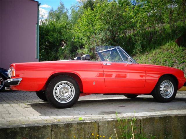 Alfa Romeo 2000 Spider Veloce