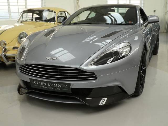 Aston Martin Vanquish